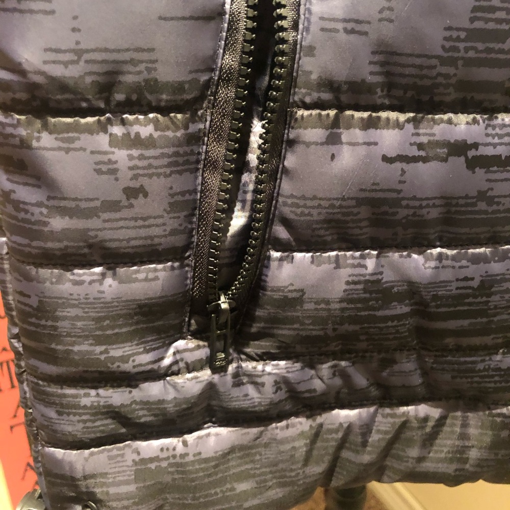 ECKO UNLTD. RHINO LEAGUE NWT S Puffer jacket vest - Picture 10 of 15